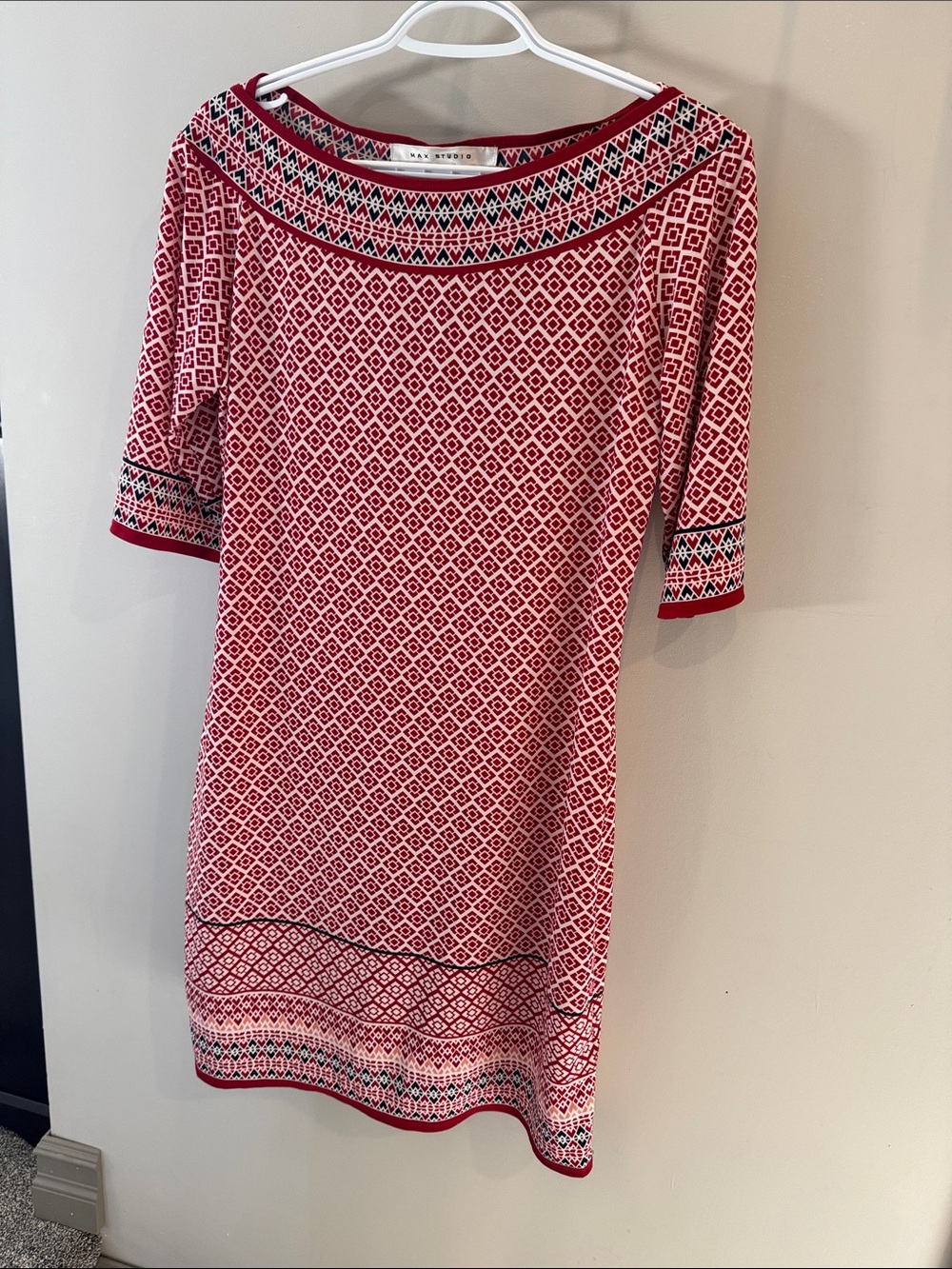 Max Studio Red and White Geometric Knit Shift Dress